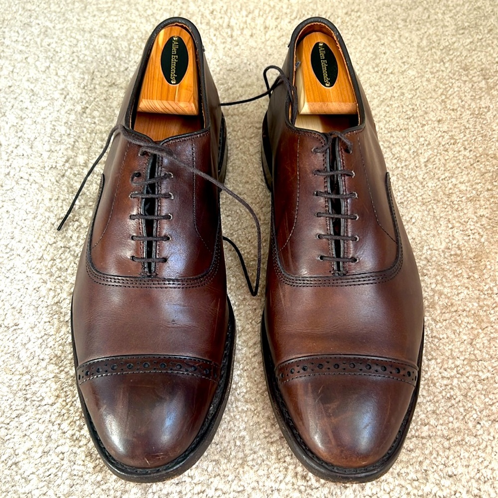Allen Edmonds Fifth Avenue in Brown (8.5D)